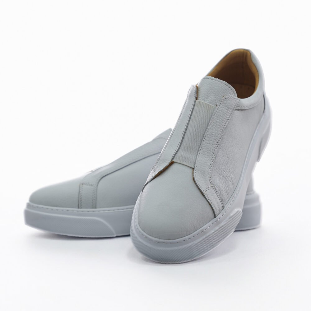 Ede Royal Beyaz Deri Slip-On Sneaker – Önden Açılı Görsel